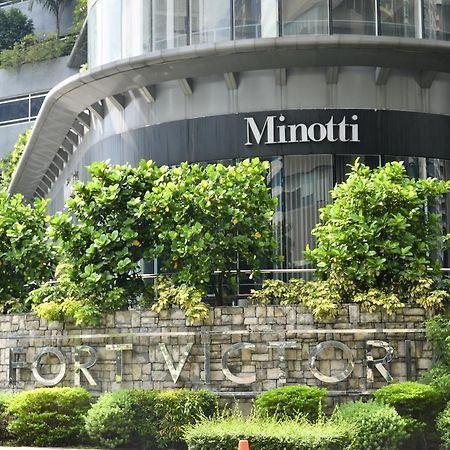 Victoria Soho Suites Manila Eksteriør billede