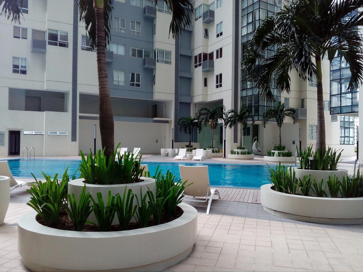 Victoria Soho Suites Manila Eksteriør billede
