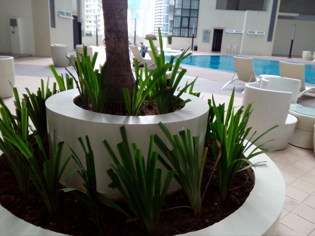 Victoria Soho Suites Manila Eksteriør billede