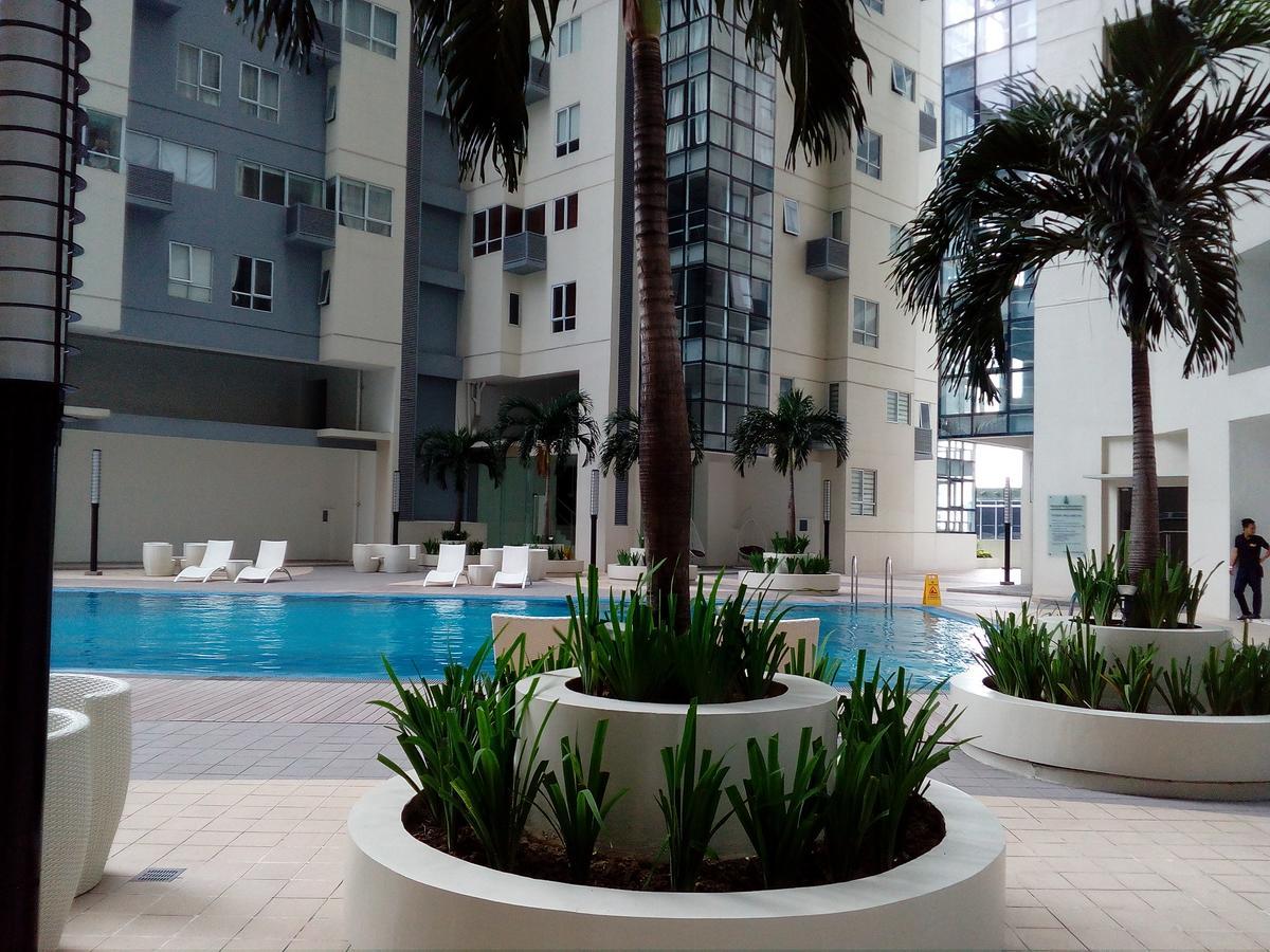 Victoria Soho Suites Manila Eksteriør billede